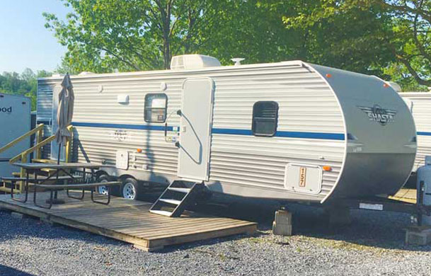 Premium Cabin exterior